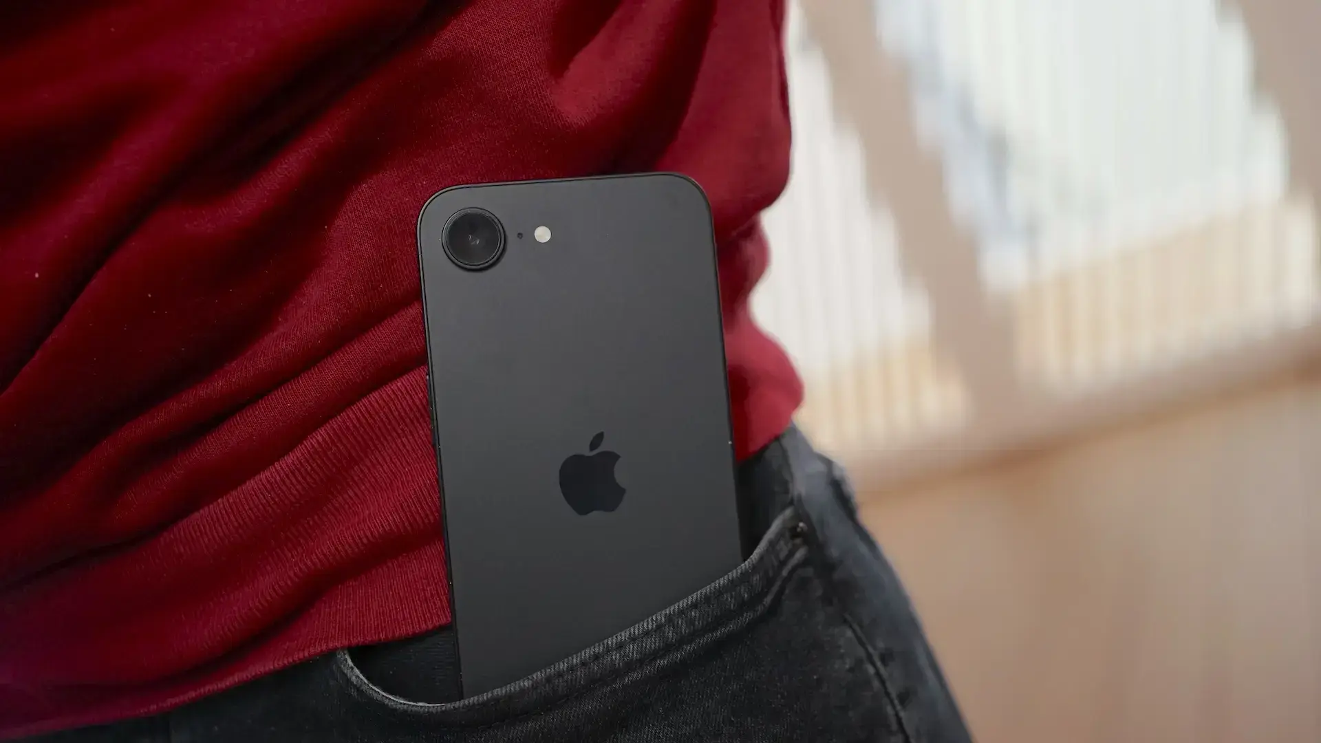 2月19日见？苹果“甜品新机”iPhone 17e来袭