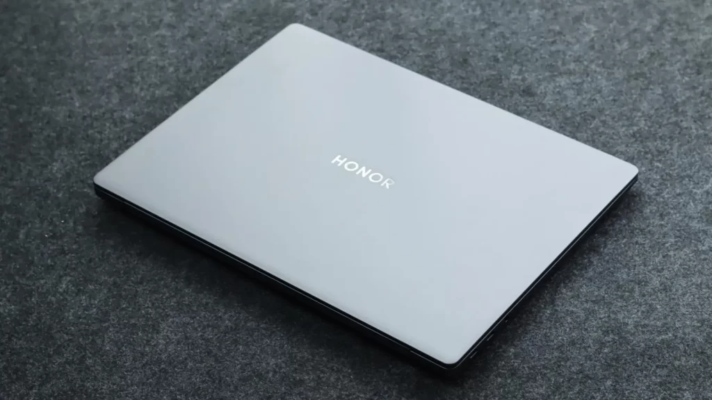 荣耀新款游戏本曝光:i7-14650HX+RTX 5060