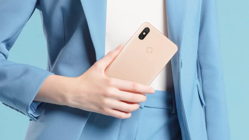 7 英寸+10000mAh+2K 屏：Redmi 开案新机太激进