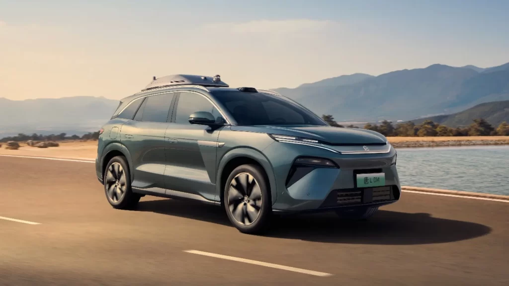 比BBA还狠？国产六座SUV“神仙打架”，价格真香