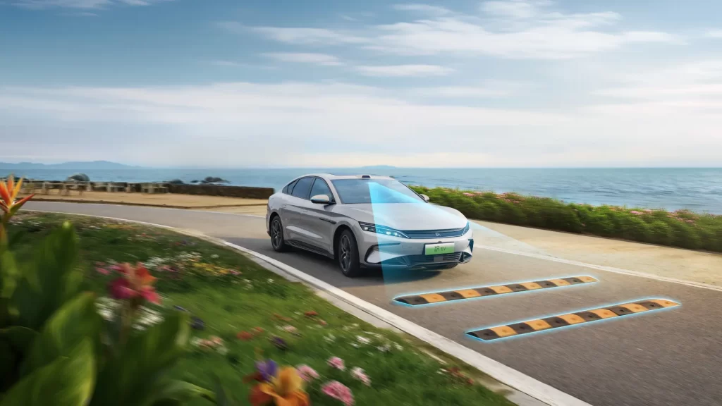 16万!近5米车长?这可能是2026年最狠的B+级轿车