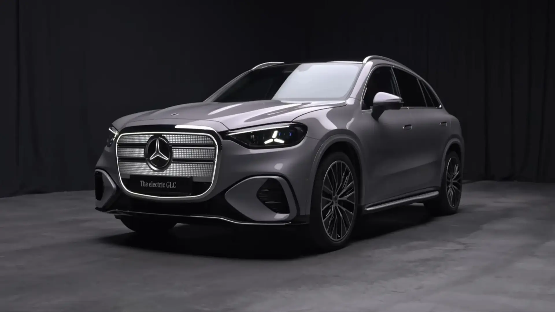 30万纯电SUV怎么选？奔驰纯电GLC、奥迪E7X、Model Y